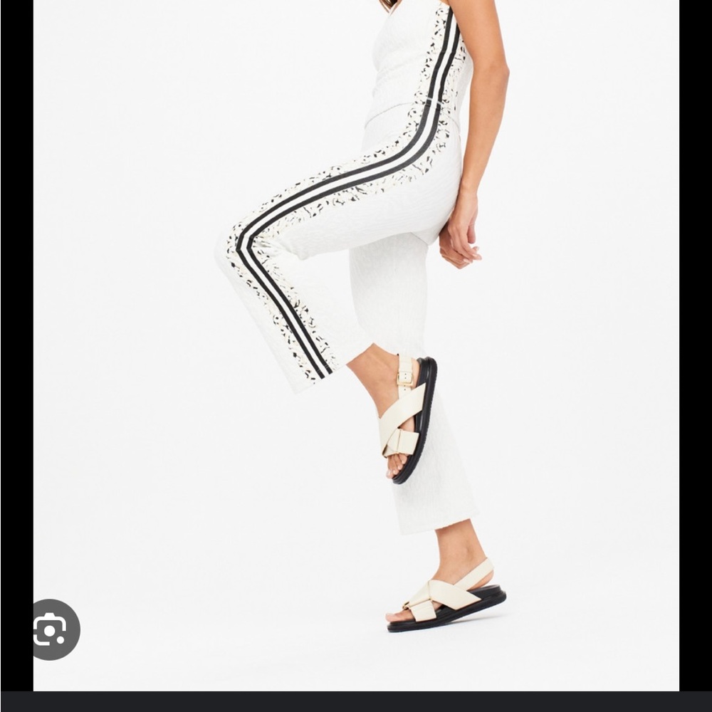 Crop knit flare pant